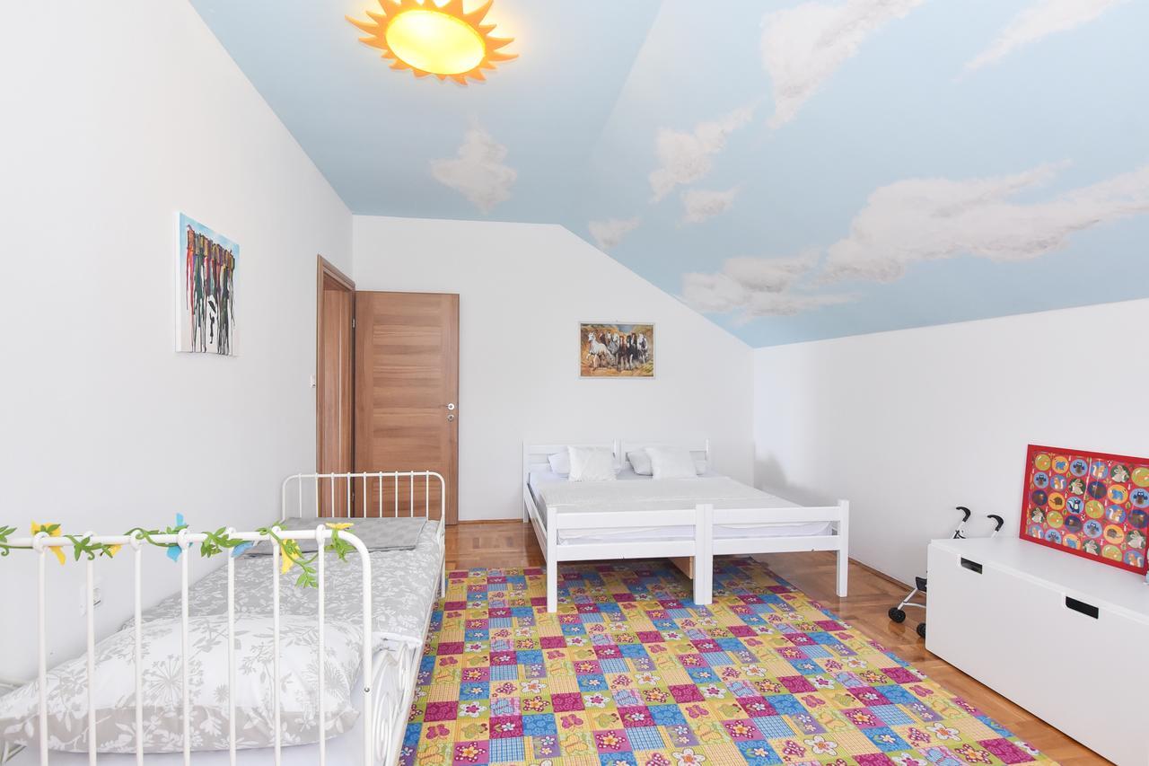 גורני קרין Apartment Larisa מראה חיצוני תמונה