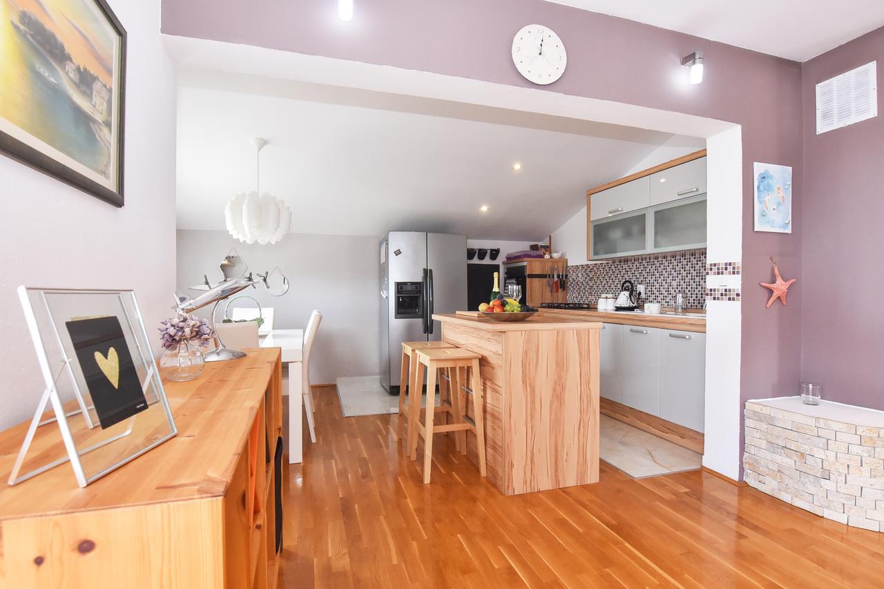 גורני קרין Apartment Larisa מראה חיצוני תמונה
