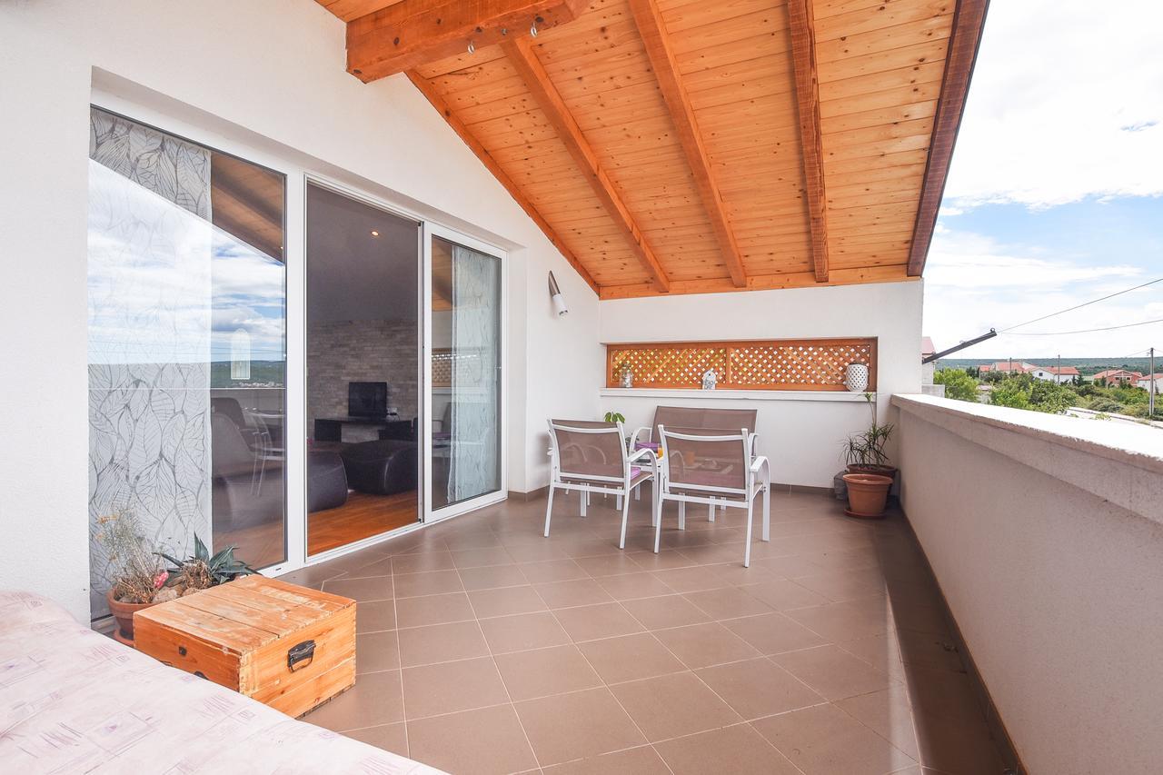 גורני קרין Apartment Larisa מראה חיצוני תמונה